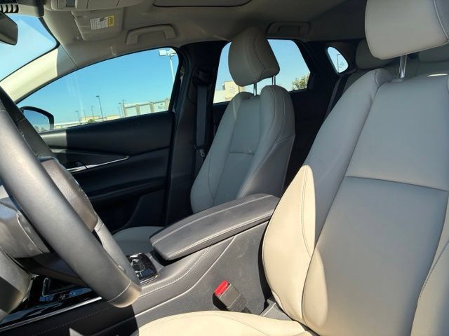Used 2025 MAZDA CX-30 AWD 2.5 S w/ Preferred Package image 12