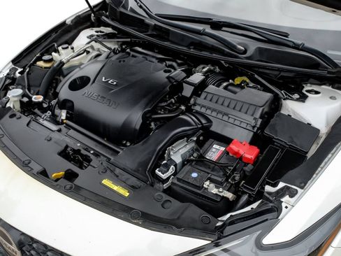 Used 2022 Nissan Maxima Platinum w/ Sport Mat Group FWD image 53