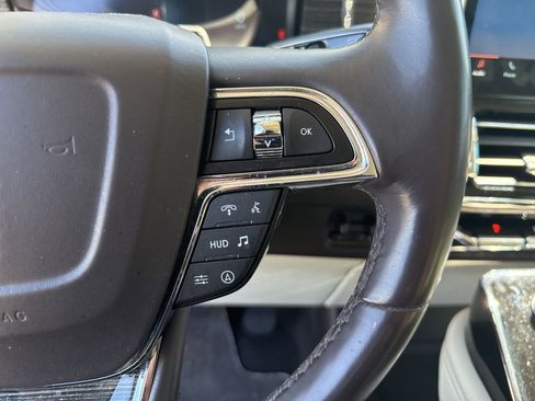 Used 2022 Lincoln Navigator L Black Label image 25