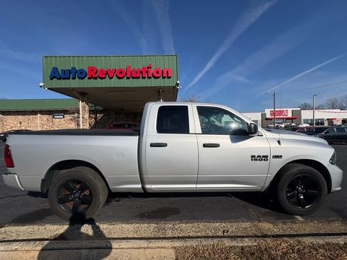 Used 2017 RAM 1500 Express w/ Express Value Package image 8