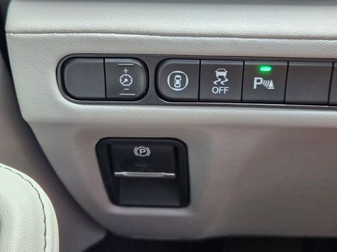 Certified 2024 Acura MDX FWD w/ Technology Package image 28