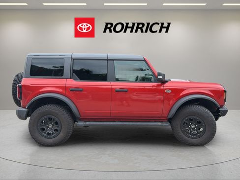 Used 2024 Ford Bronco Wildtrak AWD/4WD image 5