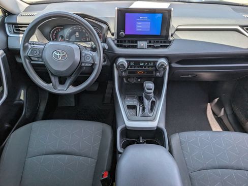 Used 2025 Toyota RAV4 XLE w/ Convenience Package FWD image 9