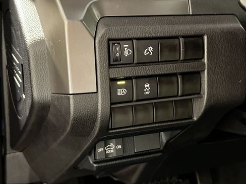 Used 2024 Toyota Tacoma SR5 AWD/4WD image 30