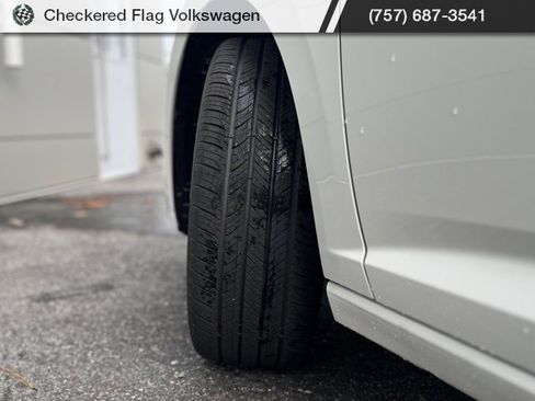 New 2026 Volkswagen Jetta SE image 15