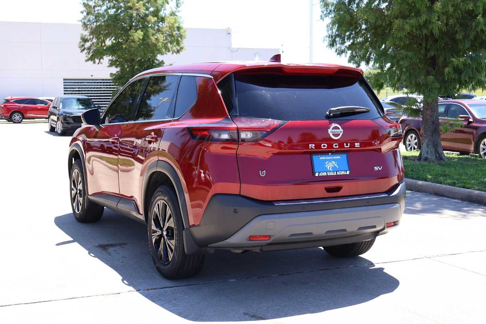 Used 2021 Nissan Rogue SV FWD image 4