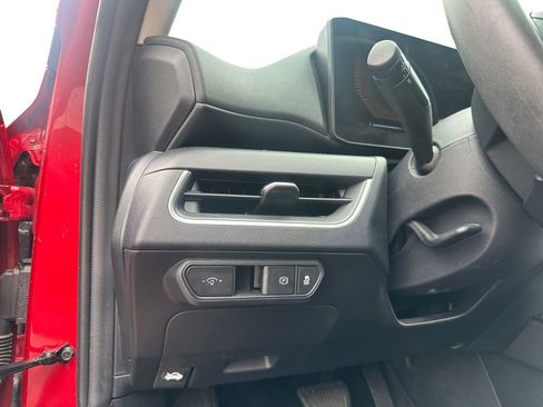 Used 2025 Kia K4 LXS image 13