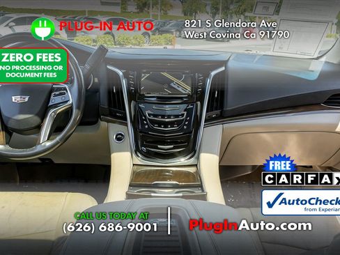 Used 2020 Cadillac Escalade Premium Luxury AWD/4WD image 21