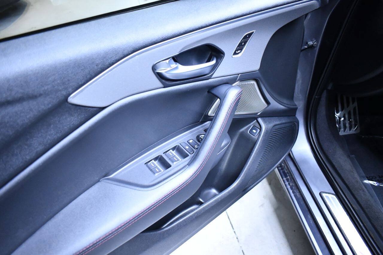 Used 2023 Acura TLX w/ A-SPEC Package AWD/4WD image 11