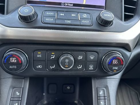 Used 2019 GMC Acadia Denali w/ Technology Package AWD/4WD image 19