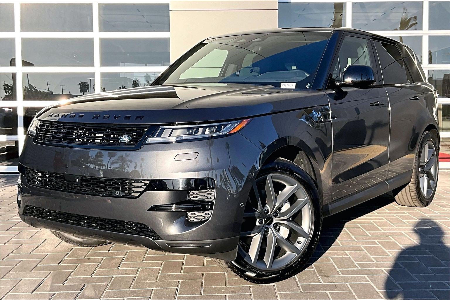New 2027 Land Rover Range Rover Sport SE AWD/4WD image 1
