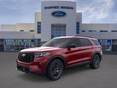 New 2025 Ford Explorer ST-Line w/ Premium Package