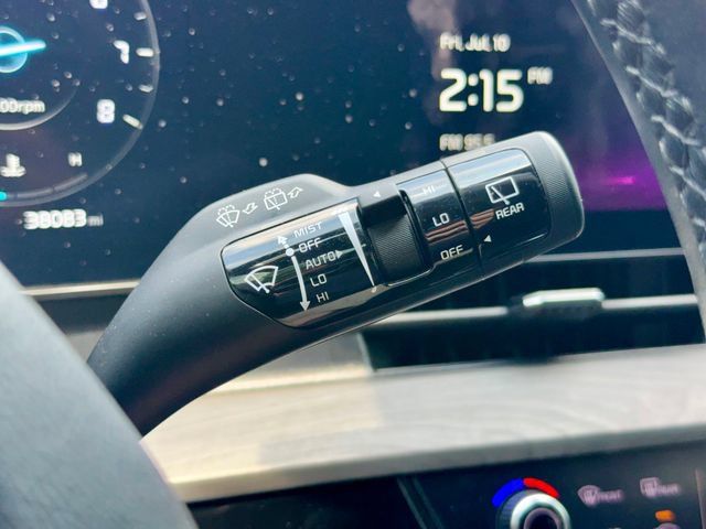 Used 2023 Kia Sportage X-Pro AWD/4WD image 25