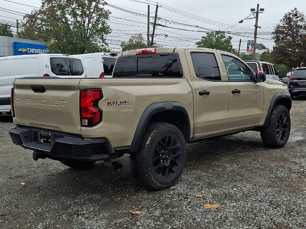 Used 2023 Chevrolet Colorado Trail Boss w/ LPO, Dark Essentials Package AWD/4WD image 8