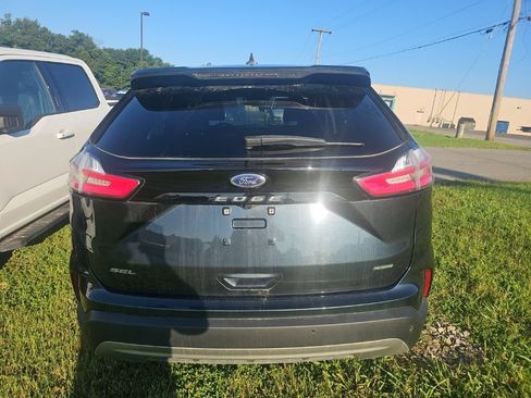 Used 2024 Ford Edge SEL w/ Convenience Package AWD/4WD image 9