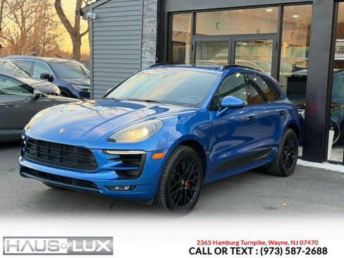 Used 2017 Porsche Macan GTS w/ Premium Package Plus image 9