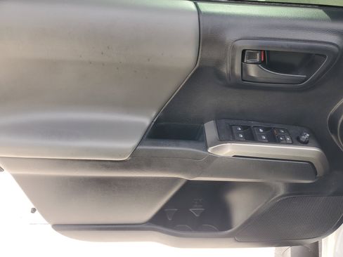 Used 2021 Toyota Tacoma SR5 image 17