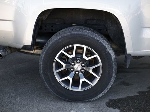 Used 2018 GMC Canyon All Terrain w/ Trailering Package image 6