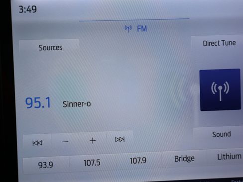 Used 2021 Ford F150 XLT w/ Equipment Group 302A High image 19