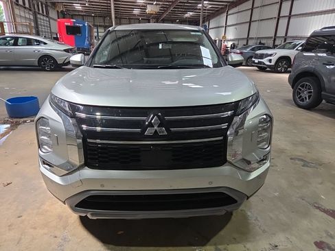 Used 2025 Mitsubishi Outlander SE AWD/4WD image 7