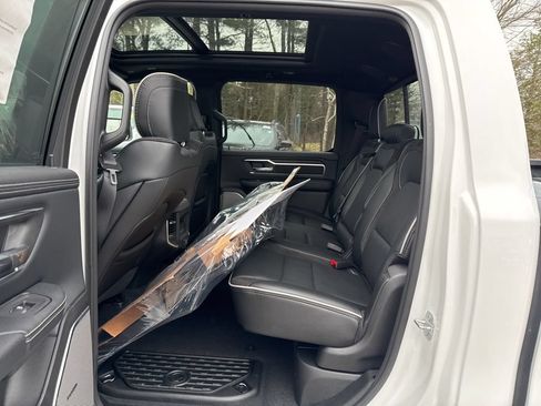 New 2026 RAM 1500 Laramie AWD/4WD image 25
