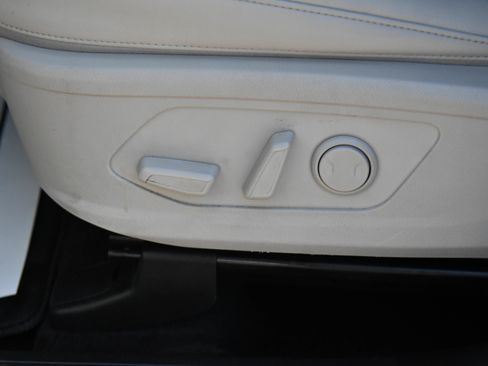 Used 2023 Kia Sorento EX FWD image 17