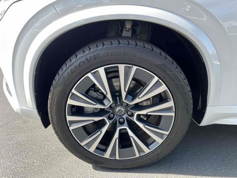 Used 2021 Volvo XC90 T5 Momentum w/ Advanced Package image 91