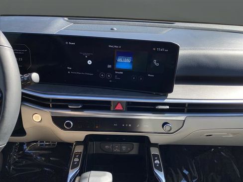 New 2026 Kia Sorento SX image 9