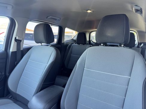 Used 2015 Ford Escape SE FWD image 34