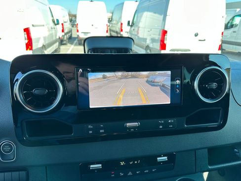 New 2026 Mercedes-Benz Sprinter 2500 image 18