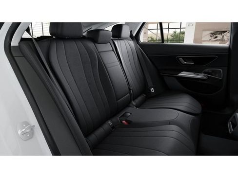 New 2025 Mercedes-Benz E 450 4MATIC All-Terrain Wagon image 5