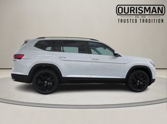 New 2026 Volkswagen Atlas SE video 3