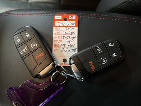 Used 2024 Dodge Durango GT image 28