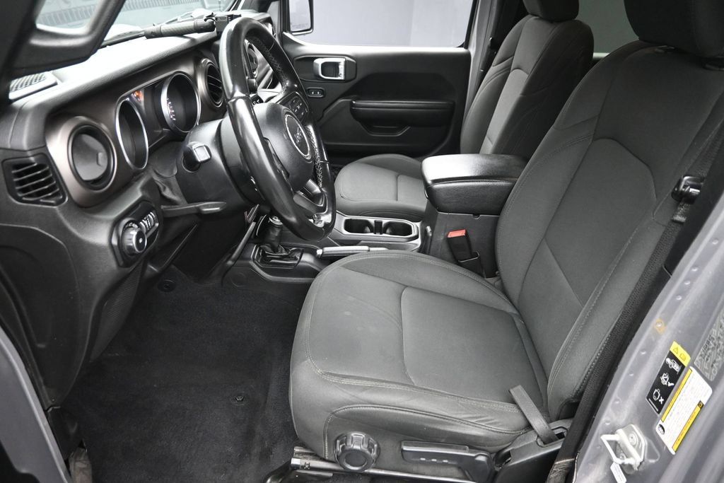 Used 2020 Jeep Wrangler Unlimited Sport S AWD/4WD image 16