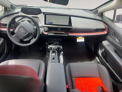 New 2026 Toyota Prius Plug-In Hybrid FWD image 10