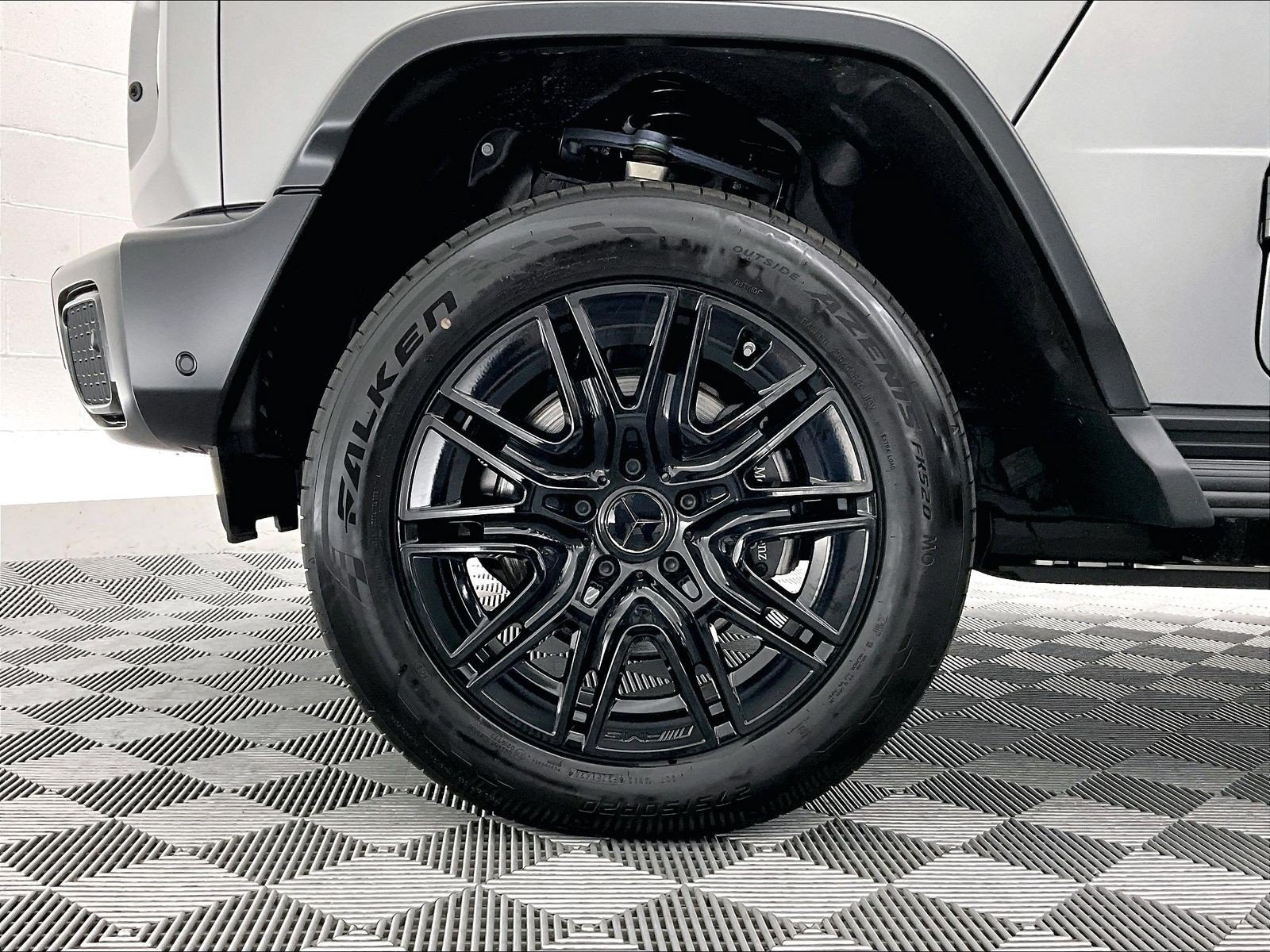 New 2027 Mercedes-Benz G 580 e image 10