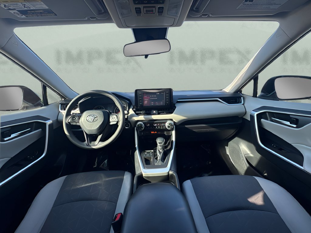 Used 2019 Toyota RAV4 XLE FWD image 11