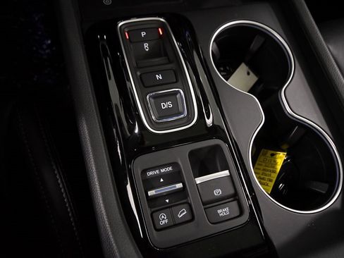 New 2025 Honda Pilot Touring image 26