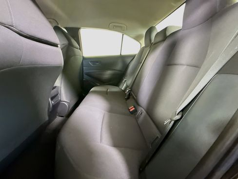 Used 2022 Toyota Corolla LE FWD image 24