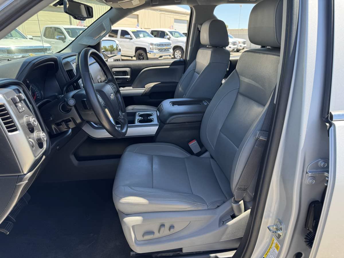 Used 2017 Chevrolet Silverado 1500 LTZ Z71 w/ LTZ Plus Package AWD/4WD image 21