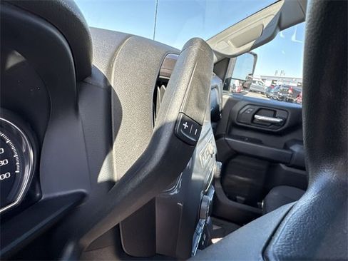 Certified 2023 Chevrolet Silverado 2500 Custom image 16