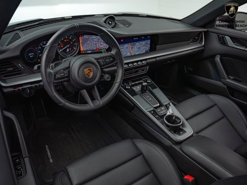 Used 2021 Porsche 911 Carrera image 17