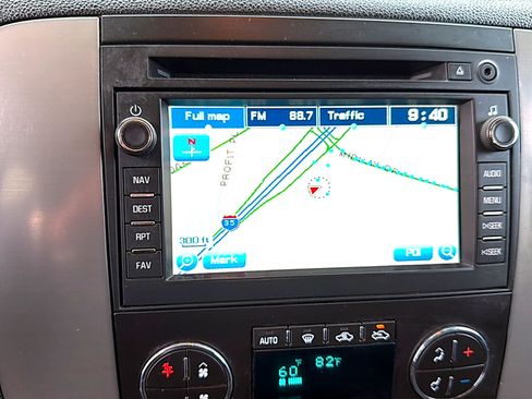 Used 2010 GMC Sierra 3500 SLT w/ SLT Convenience Package AWD/4WD image 7