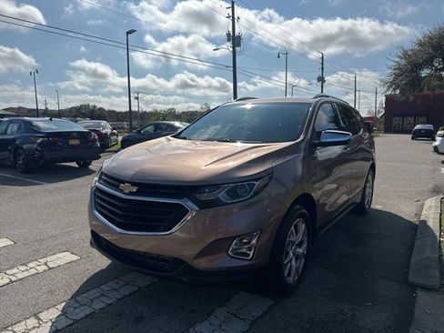 Used 2019 Chevrolet Equinox Premier image 4