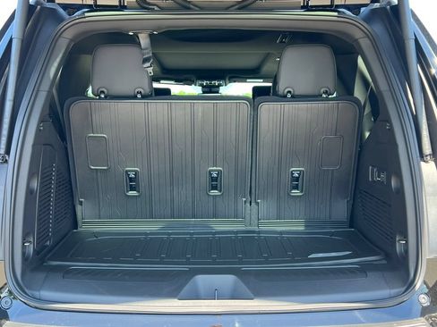 New 2026 GMC Yukon Elevation w/ Elevation Premium Package AWD/4WD image 45