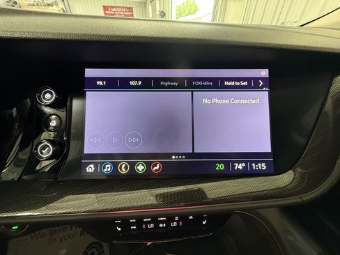 Used 2021 Buick Envision Essence AWD/4WD image 27