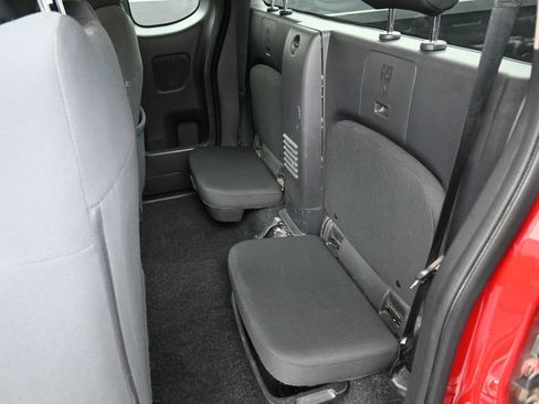 Used 2022 Nissan Frontier S w/ Technology Package AWD/4WD image 23