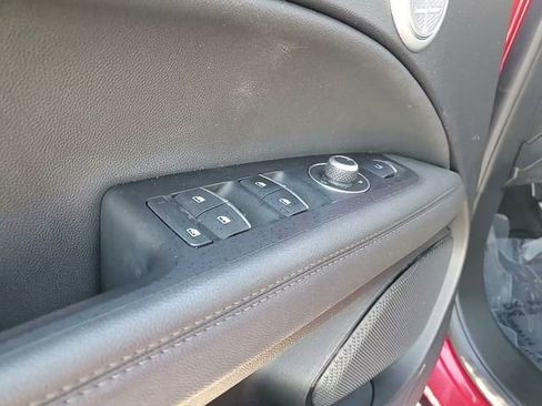 Used 2024 Alfa Romeo Stelvio Veloce image 16