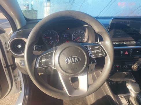 Used 2020 Kia Forte Sedan image 11