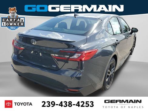 Used 2025 Toyota Camry SE FWD image 9